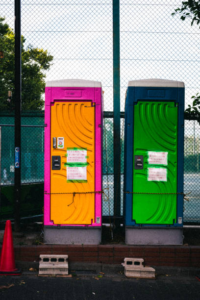 Affordable portable toilet rental in Maywood, CA